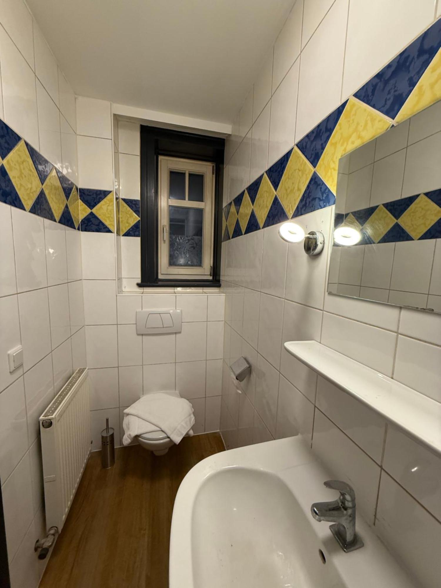 Crown Living Villa Blumenau Studios, Smarttv, Parkplatz ルステナウ エクステリア 写真